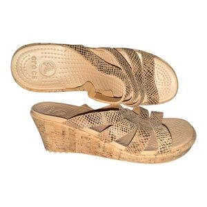 Crocs Aleigh Wedge Snake Print Sandals 11